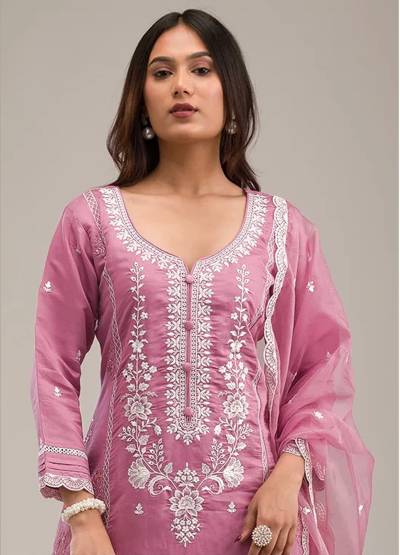 D.NO 901 BY SITARAH DESIGNER COTTON SALWAR SUIT WHOLESALER IN INDIA